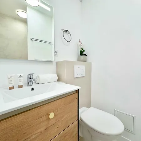 Le Marais - Premium For 6 *