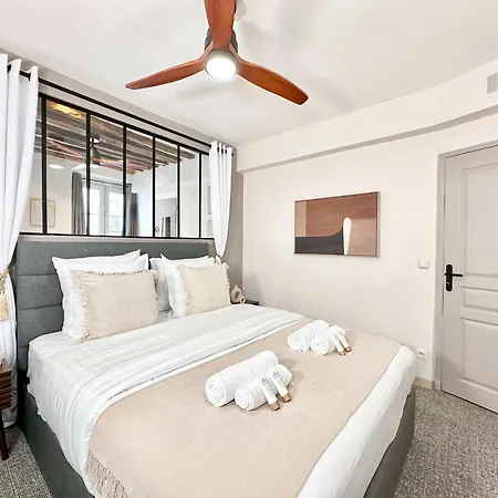 Le Marais - Premium For 6 *